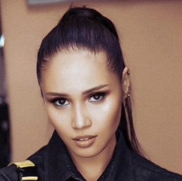 Постер Назима